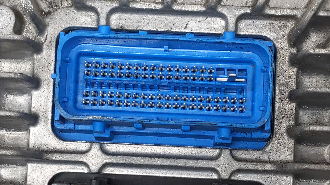 2017 Chevrolet Traverse PCM Engine Control Computer ECU ECM PCU OEM P/N:12666068 12667002, 12666070 Fits Fits 2018 2019 2020