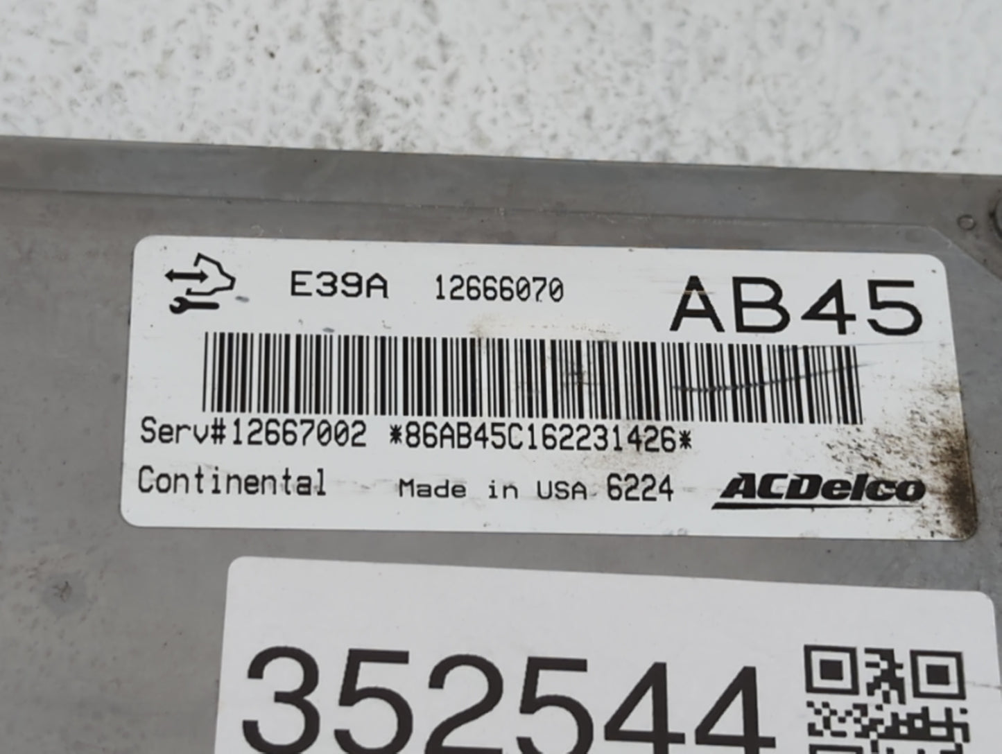 2017 Chevrolet Traverse PCM Engine Control Computer ECU ECM PCU OEM P/N:12685918 12667002, 12698026, 12673932 Fits Fits 2018