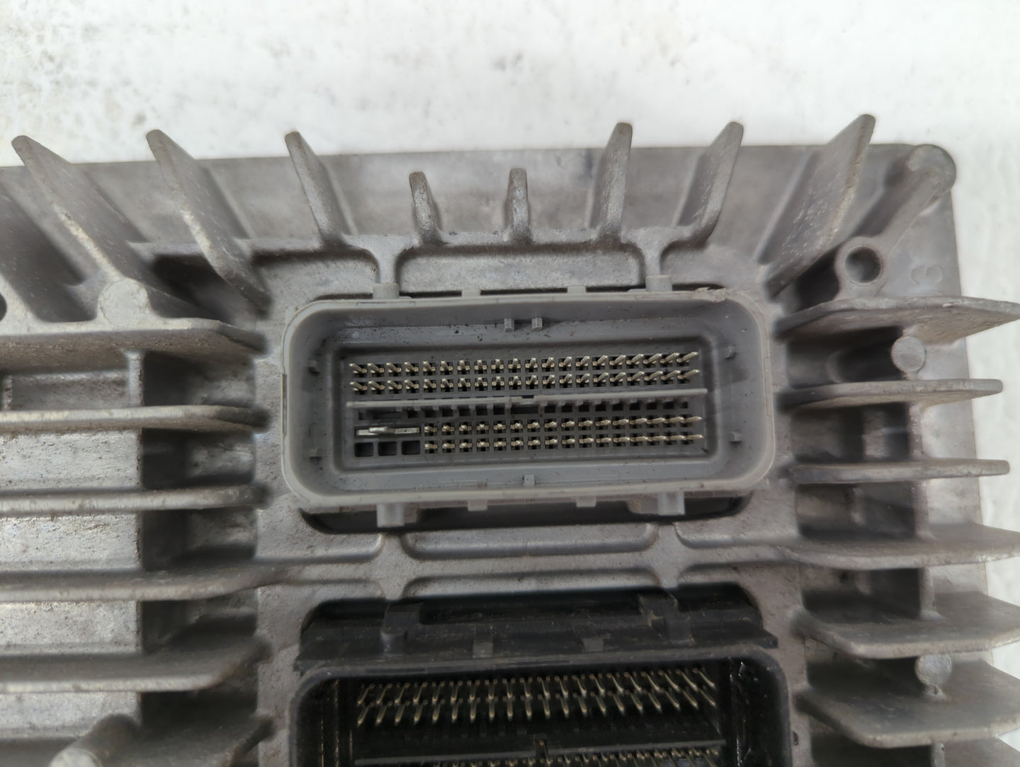 2017 Chevrolet Traverse PCM Engine Control Computer ECU ECM PCU OEM P/N:12667002 12666129, 12694743 Fits Fits 2018 2019 2020