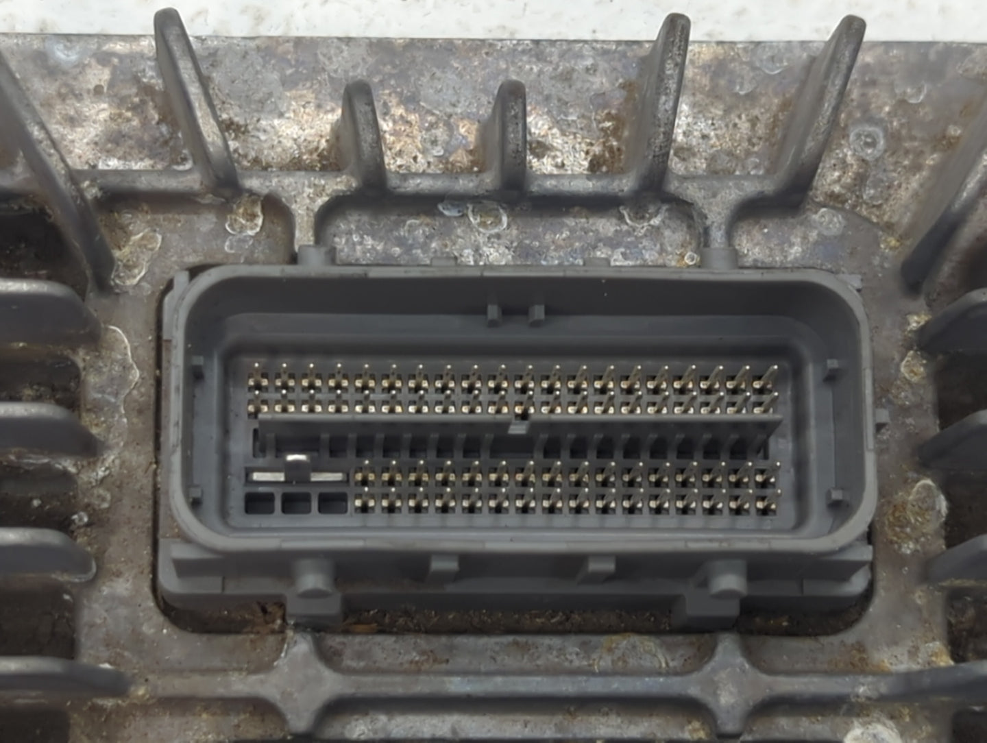 2017 Chevrolet Traverse PCM Engine Control Computer ECU ECM PCU OEM P/N:12667002 12667189, 12666129 Fits Fits 2018 2019 2020