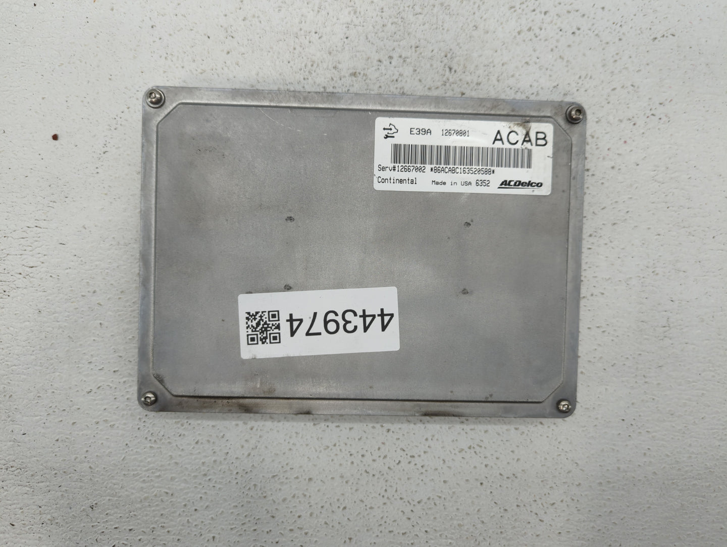 2017 Chevrolet Traverse PCM Engine Control Computer ECU ECM PCU OEM P/N:12667002 12667189, 12685918 Fits Fits 2018 2019 2020