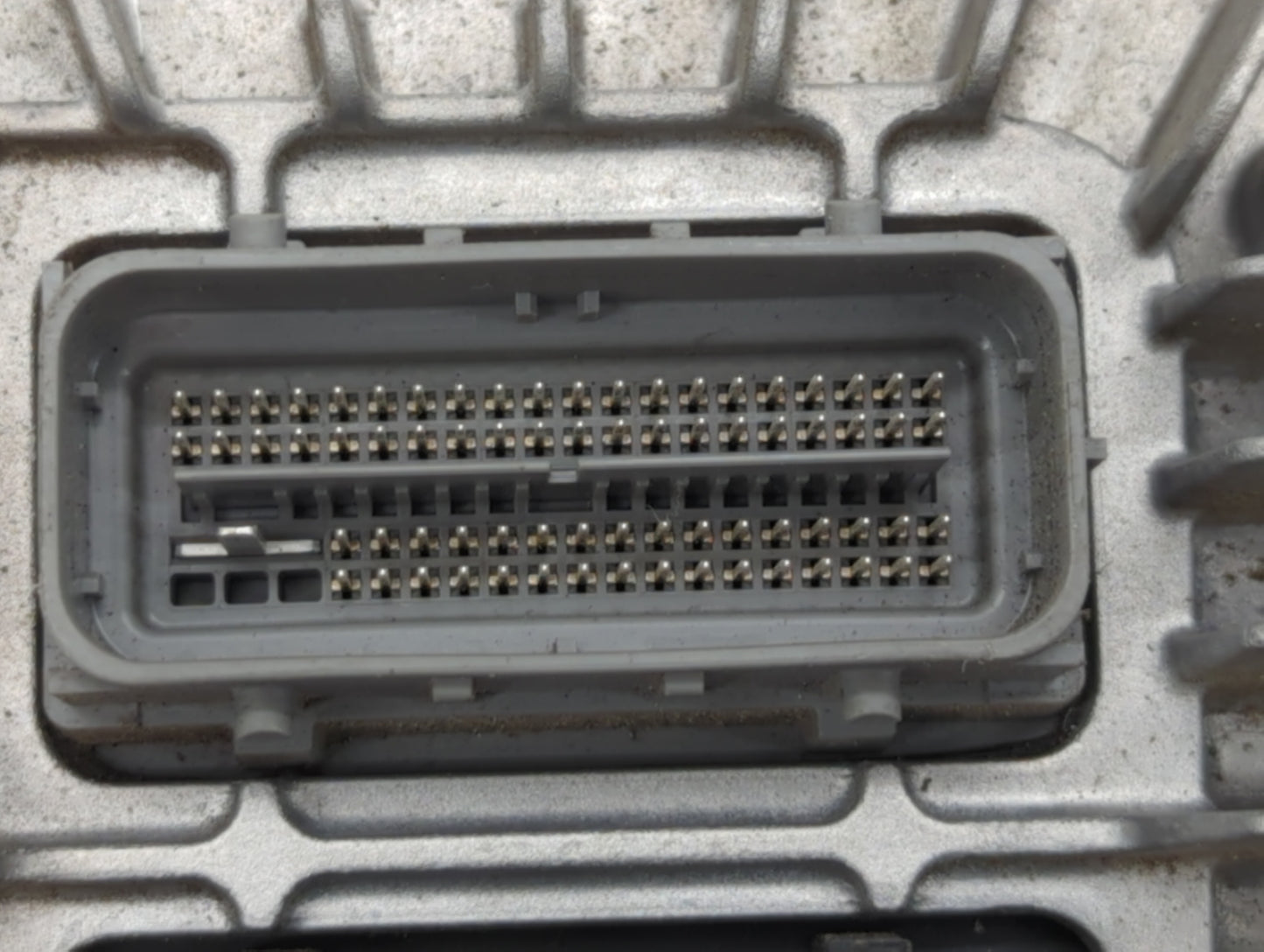 2017 Chevrolet Traverse PCM Engine Control Computer ECU ECM PCU OEM P/N:12667002 12667189, 12685918 Fits Fits 2018 2019 2020