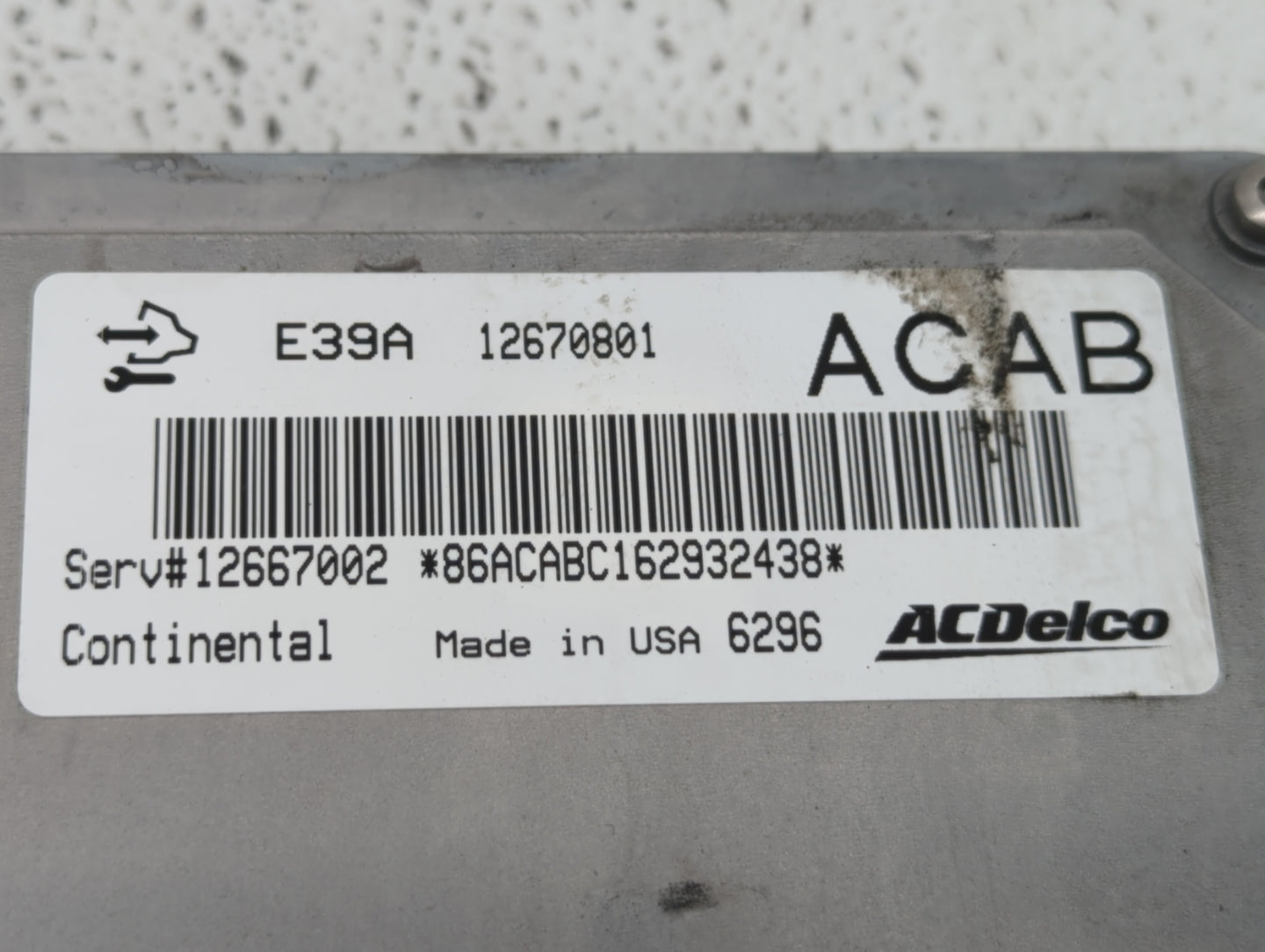 2017 Chevrolet Traverse PCM Engine Control Computer ECU ECM PCU OEM P/N:12667002 12670801, 12666070 Fits Fits 2018 2019 2020