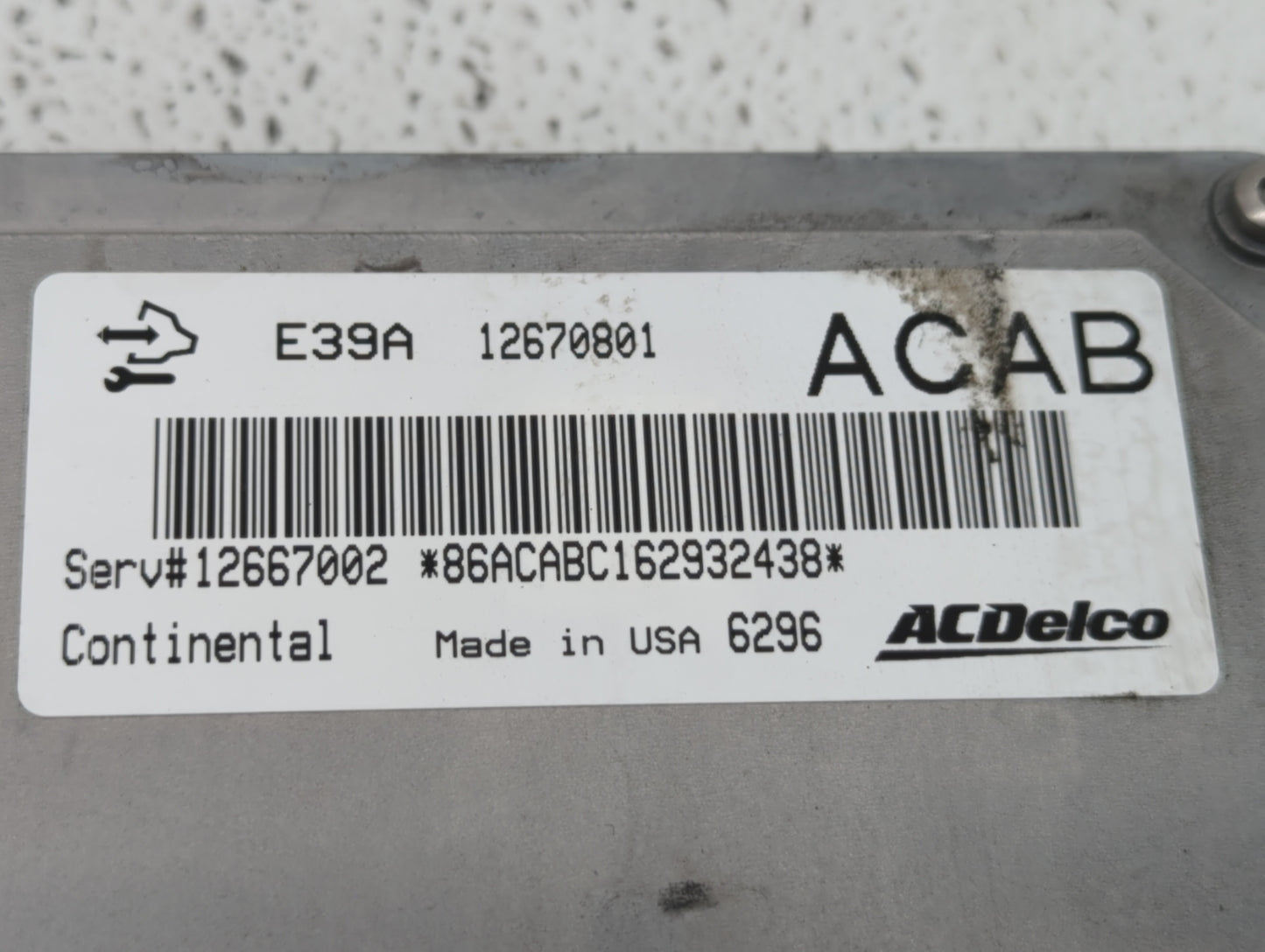 2017 Chevrolet Traverse PCM Engine Control Computer ECU ECM PCU OEM P/N:12667002 12670801, 12666070 Fits Fits 2018 2019 2020