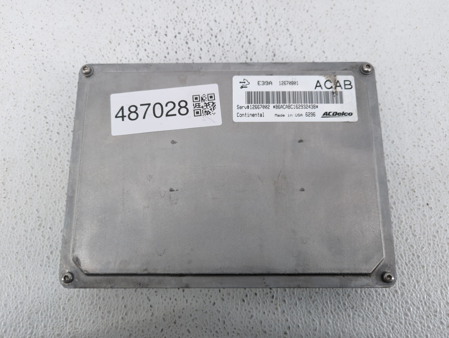 2017 Chevrolet Traverse PCM Engine Control Computer ECU ECM PCU OEM P/N:12667002 12670801, 12666070 Fits Fits 2018 2019 2020