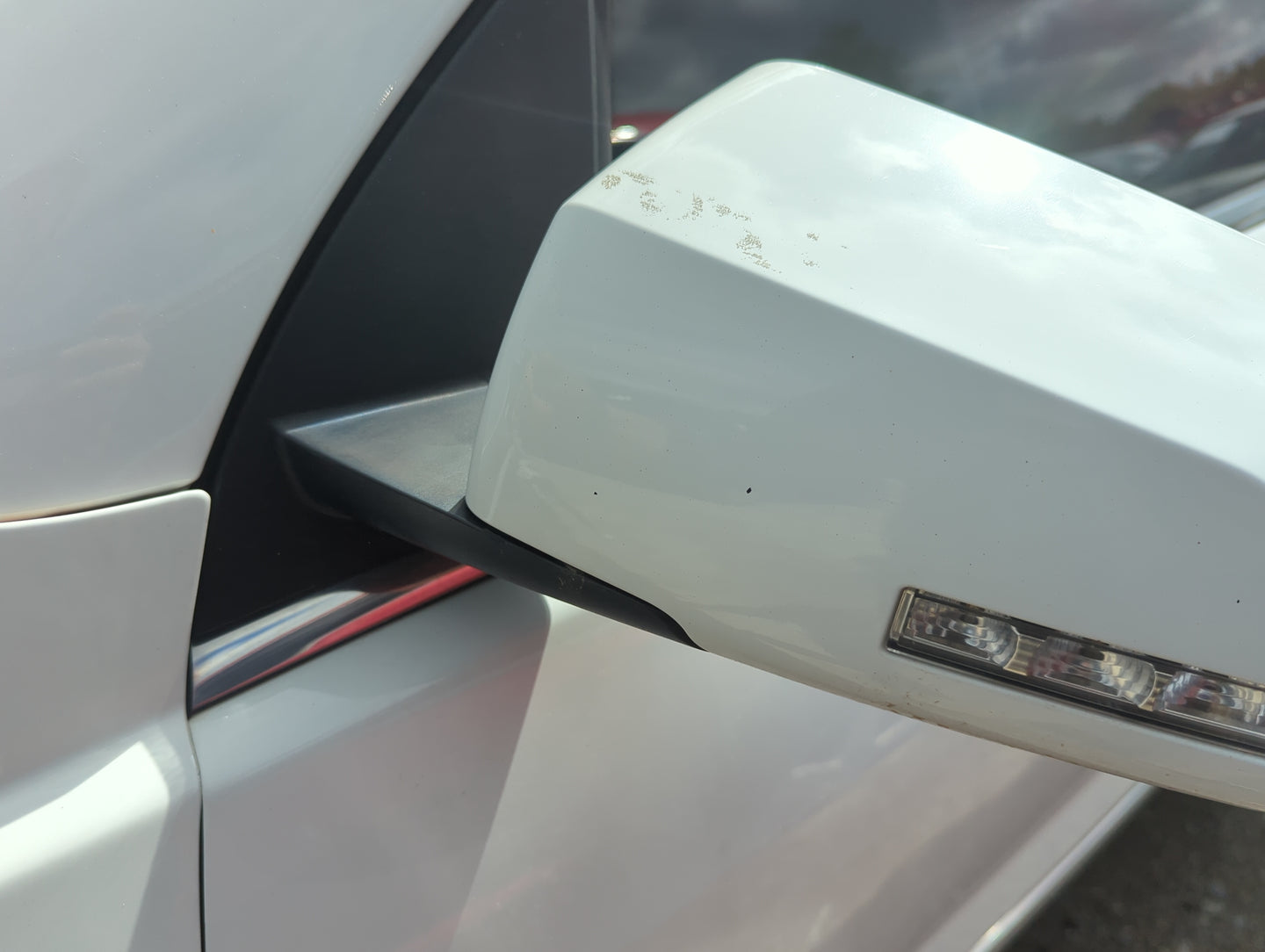 2013-2017 Chevrolet Traverse Driver Side View Mirror - Left Door Mirror OEM Used - Oemusedautoparts1.com