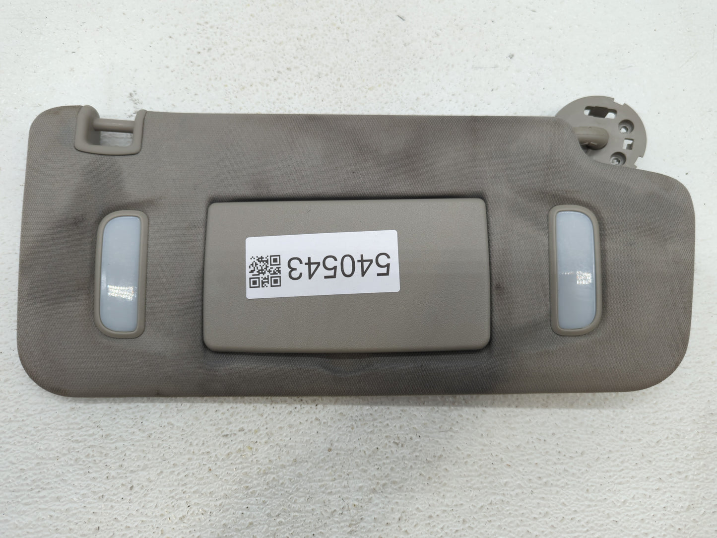 2017 Chevrolet Traverse Sun Visor Shade Replacement Passenger Right Mirror Fits OEM Used Auto Parts - Oemusedautoparts1.com