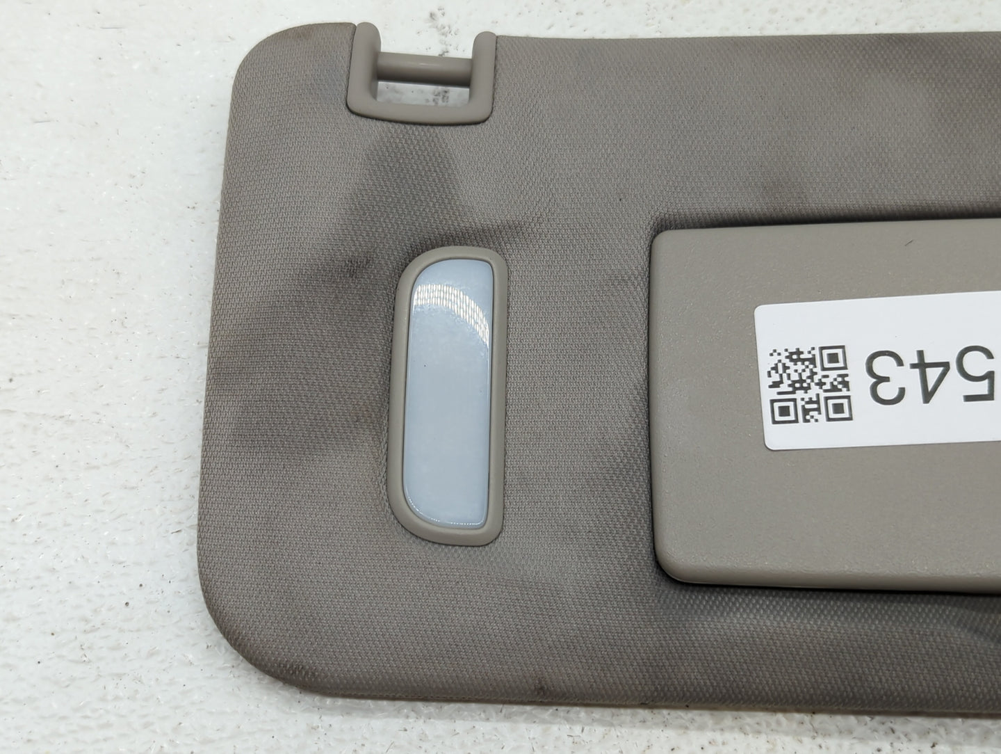 2017 Chevrolet Traverse Sun Visor Shade Replacement Passenger Right Mirror Fits OEM Used Auto Parts - Oemusedautoparts1.com