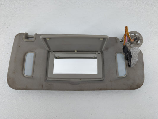 2017 Chevrolet Traverse Sun Visor Shade Replacement Passenger Right Mirror Fits OEM Used Auto Parts - Oemusedautoparts1.com