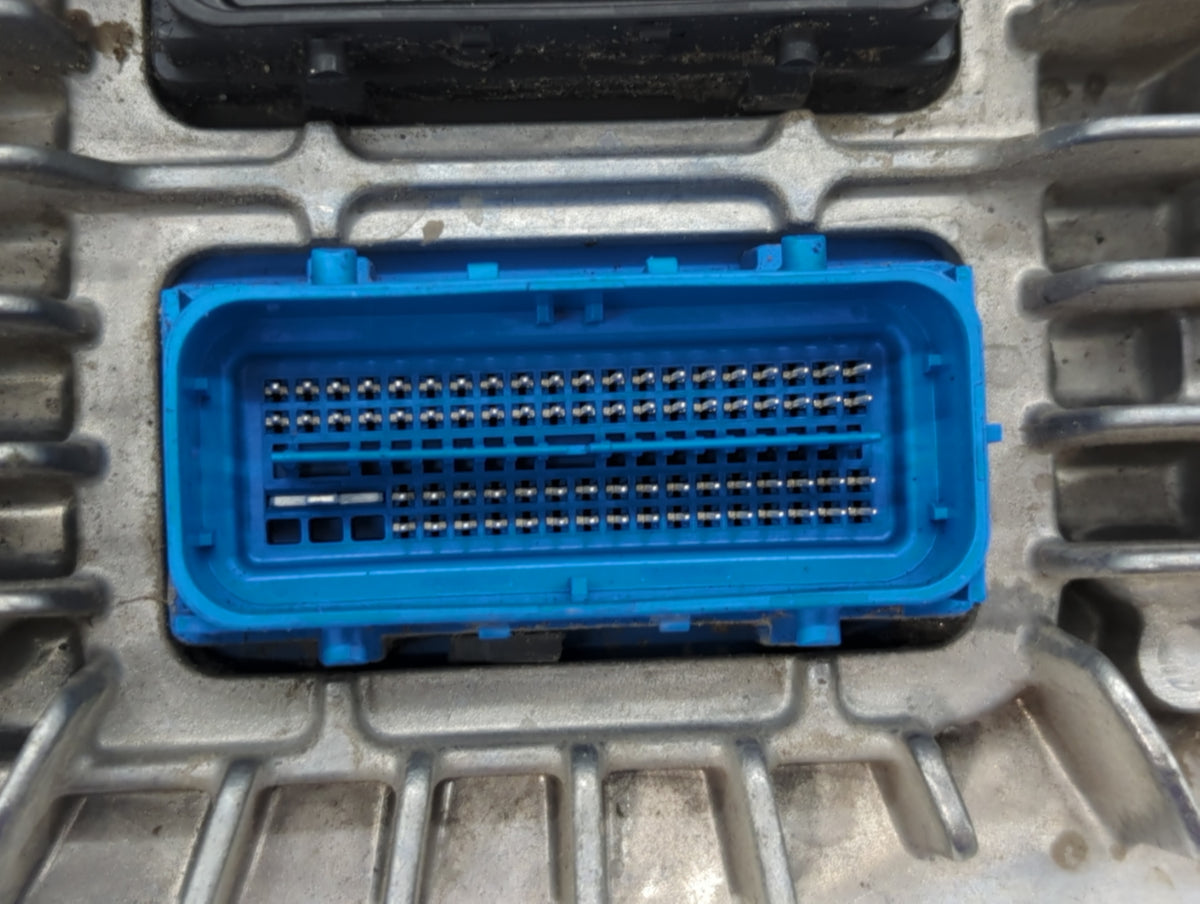 2017 Chevrolet Traverse PCM Engine Control Computer ECU ECM PCU OEM P/N:12670801 Fits 2018 2019 2020 OEM Used Auto Parts - O