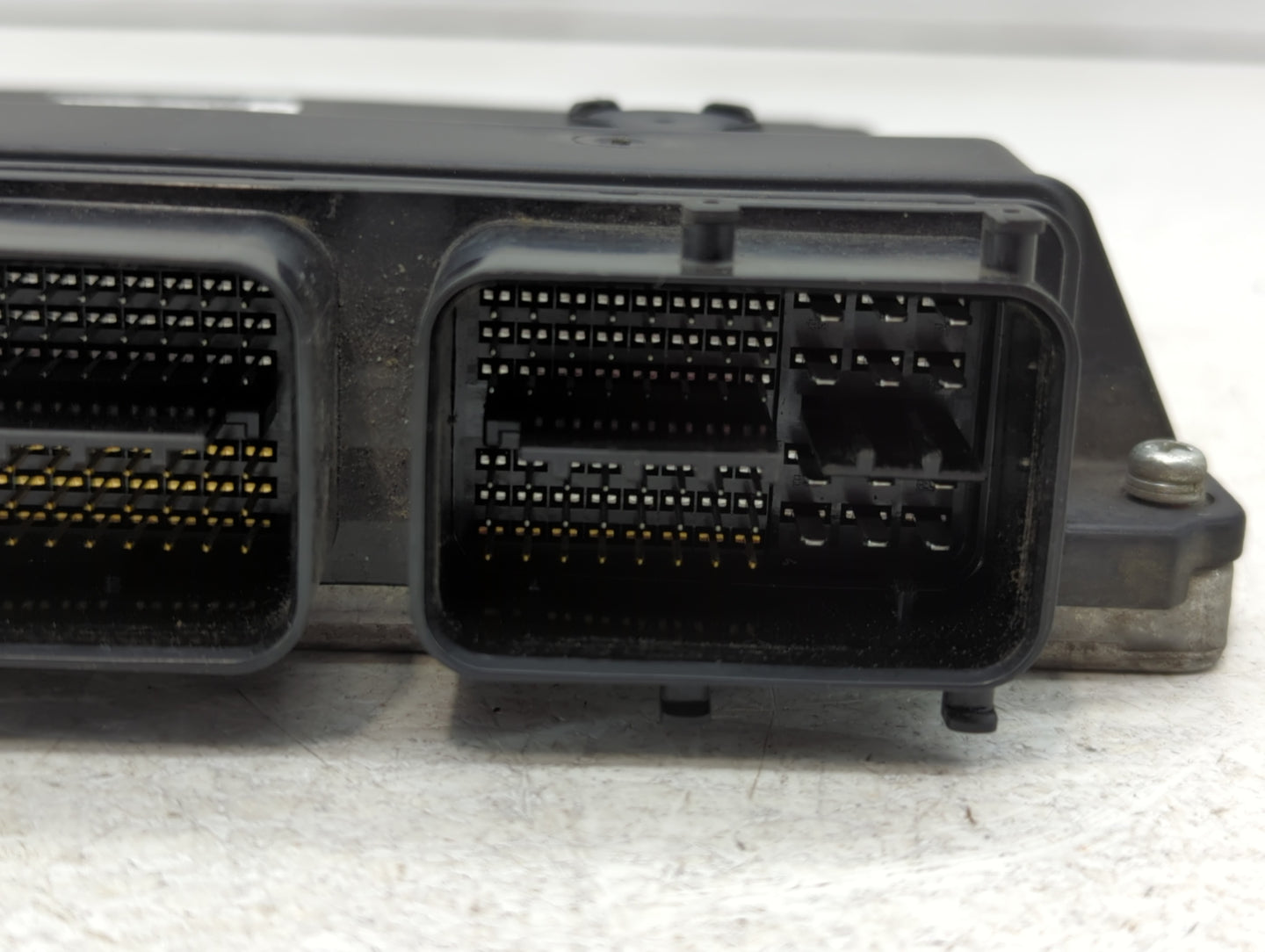 2017 Chevrolet Traverse PCM Engine Control Computer ECU ECM PCU OEM P/N:89661-06J42 12670801 Fits Fits 2018 2019 2020 OEM Us