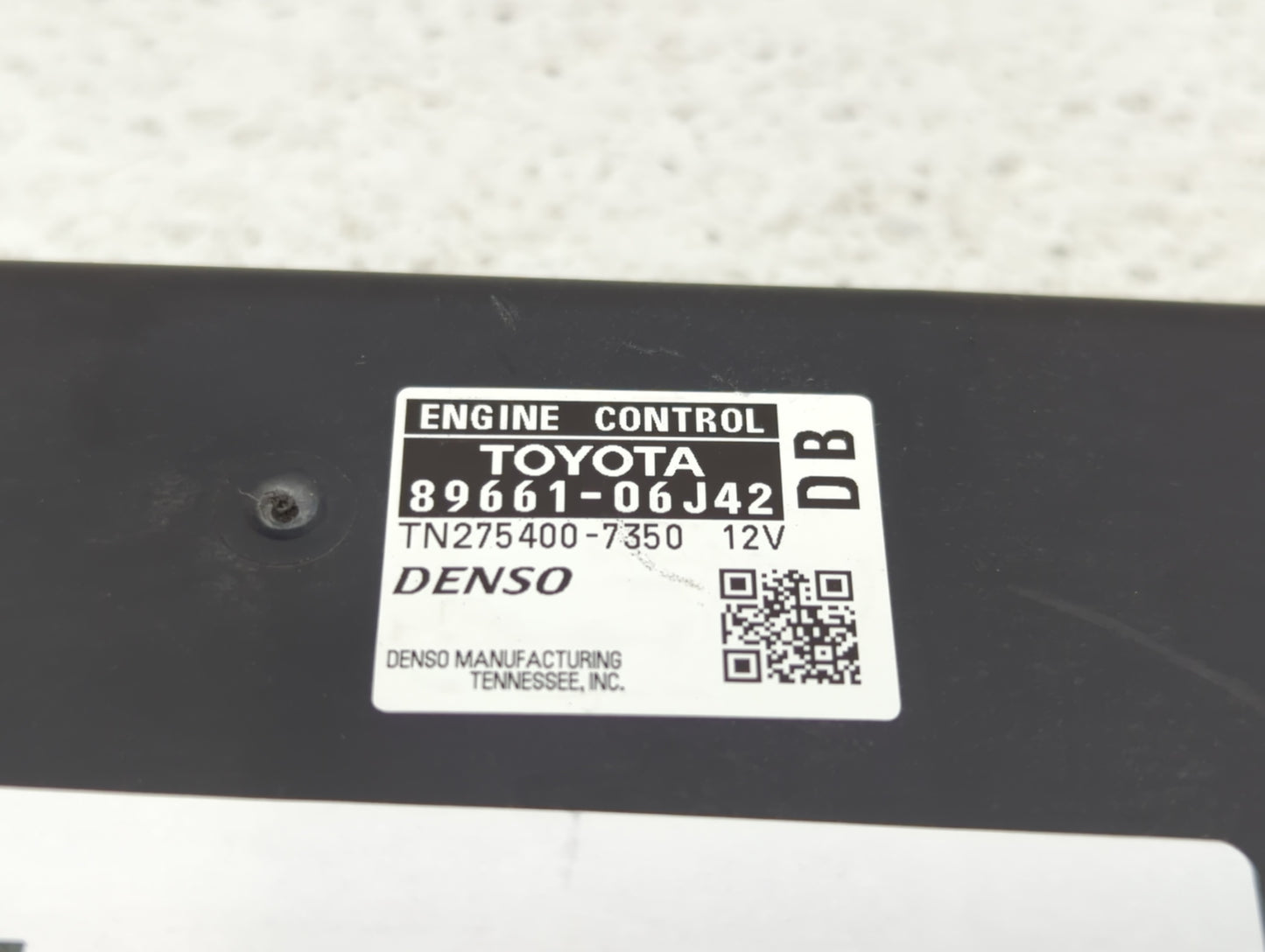 2017 Chevrolet Traverse PCM Engine Control Computer ECU ECM PCU OEM P/N:89661-06J42 12670801 Fits Fits 2018 2019 2020 OEM Us