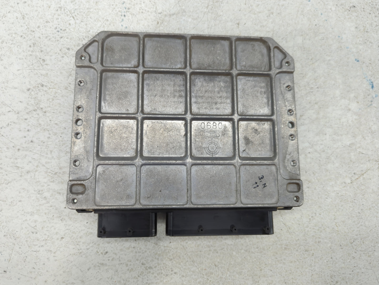 2017 Chevrolet Traverse PCM Engine Control Computer ECU ECM PCU OEM P/N:89661-06J42 12670801 Fits Fits 2018 2019 2020 OEM Us