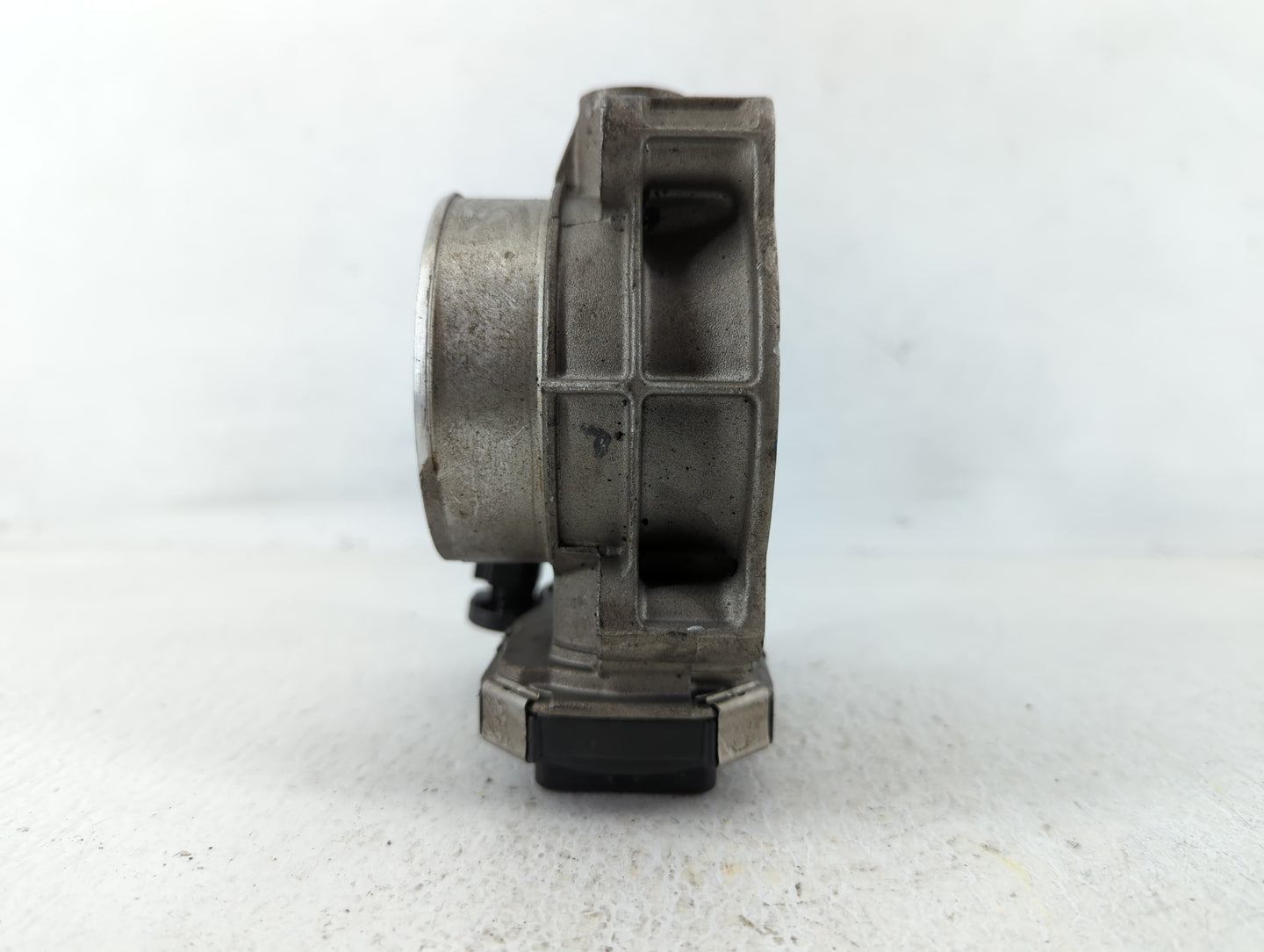 2017-2022 Chevrolet Traverse Throttle Body P/N:12670981AA Fits Fits 2012 2013 2014 2015 2016 2017 2018 2019 2020 2021 2022 O