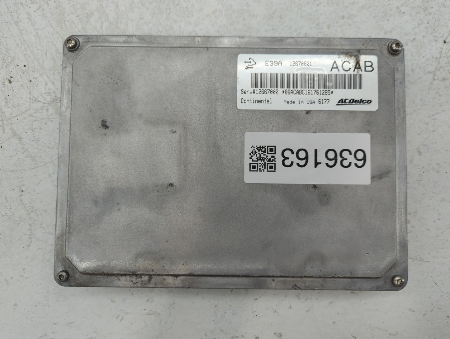2017 Chevrolet Traverse PCM Engine Control Computer ECU ECM PCU OEM P/N:E39A 12670801 Fits Fits 2018 2019 2020 OEM Used Auto