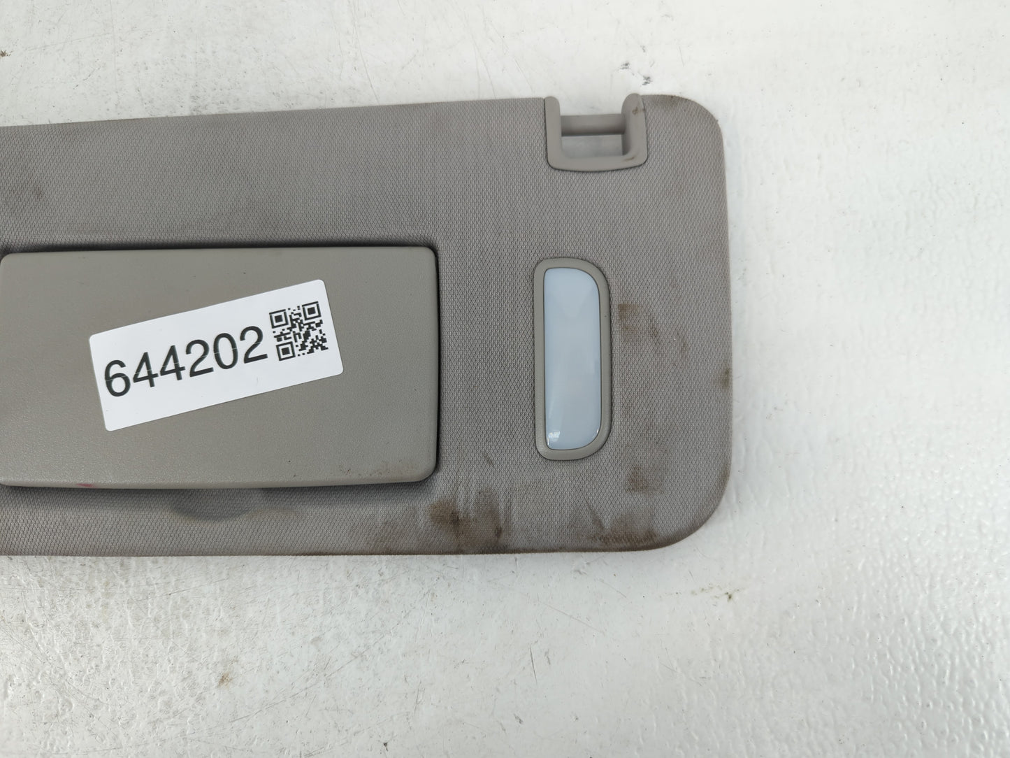 2017 Chevrolet Traverse Sun Visor Shade Replacement Driver Left Mirror Fits OEM Used Auto Parts - Oemusedautoparts1.com