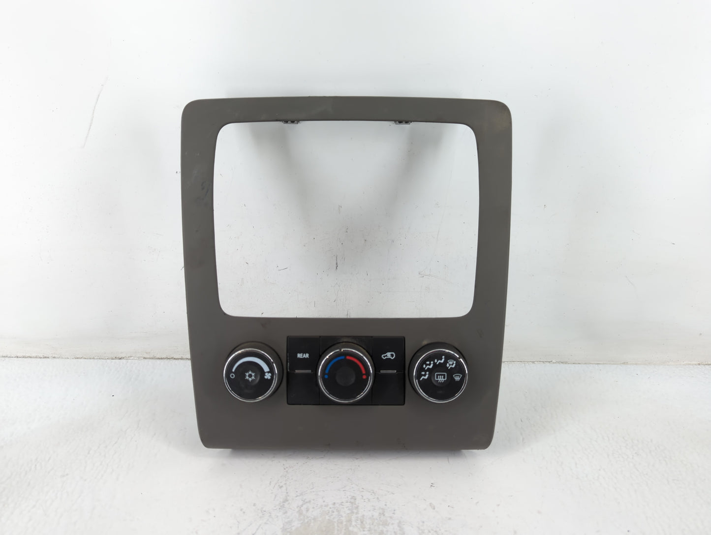 2013-2017 Chevrolet Traverse Climate Control Module Temperature AC/Heater Replacement P/N:22969802 Fits OEM Used Auto Parts 