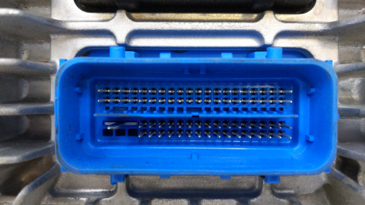 2017 Chevrolet Traverse PCM Engine Control Computer ECU ECM PCU OEM P/N:12667002 12667189, 12685918, 12666068 Fits Fits 2018