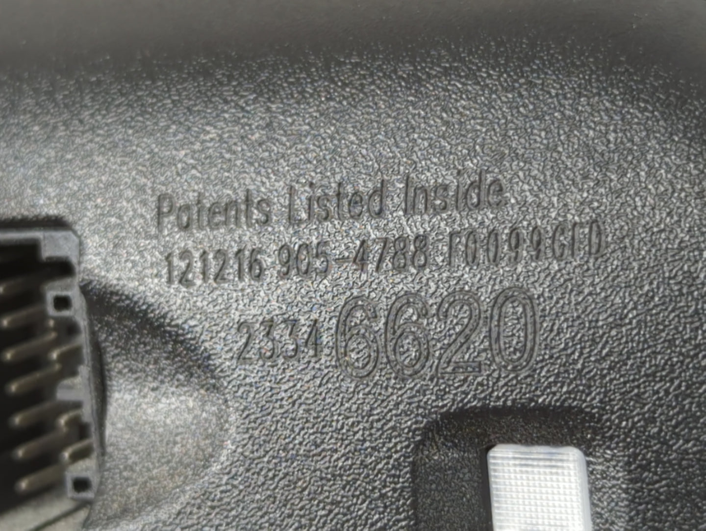 2017 Chevrolet Traverse Interior Rear View Mirror Replacement OEM P/N:23346620 Fits OEM Used Auto Parts - Oemusedautoparts1.