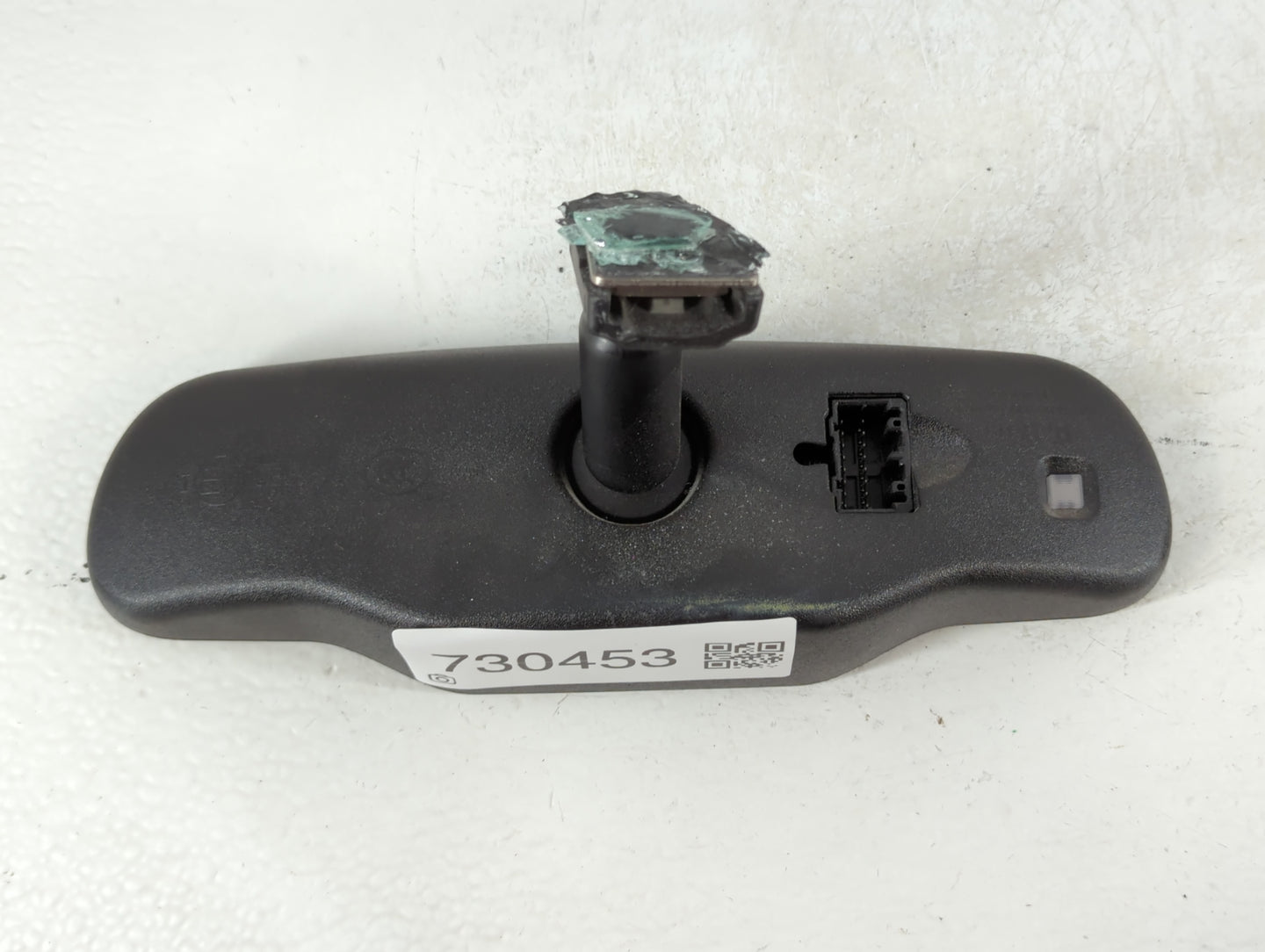 2017 Chevrolet Traverse Interior Rear View Mirror Replacement OEM P/N:23346620 Fits OEM Used Auto Parts - Oemusedautoparts1.