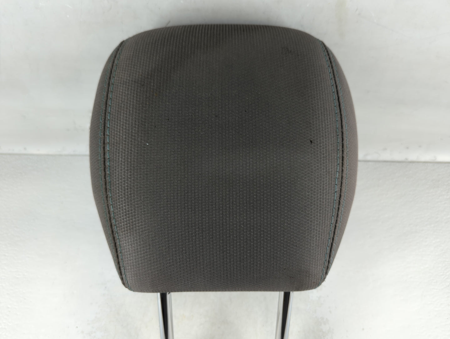 2013 Chevrolet Traverse Headrest Head Rest Front Driver Passenger Seat - Oemusedautoparts1.com