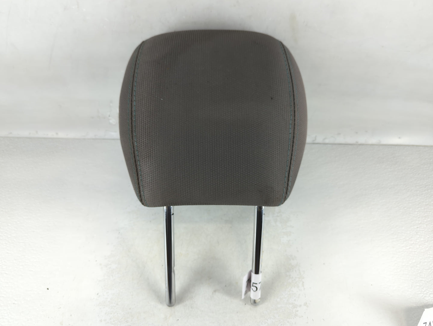 2013 Chevrolet Traverse Headrest Head Rest Front Driver Passenger Seat - Oemusedautoparts1.com