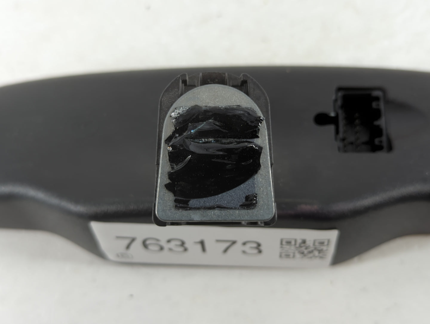 2017 Chevrolet Traverse Interior Rear View Mirror Replacement OEM P/N:23346620 Fits OEM Used Auto Parts - Oemusedautoparts1.