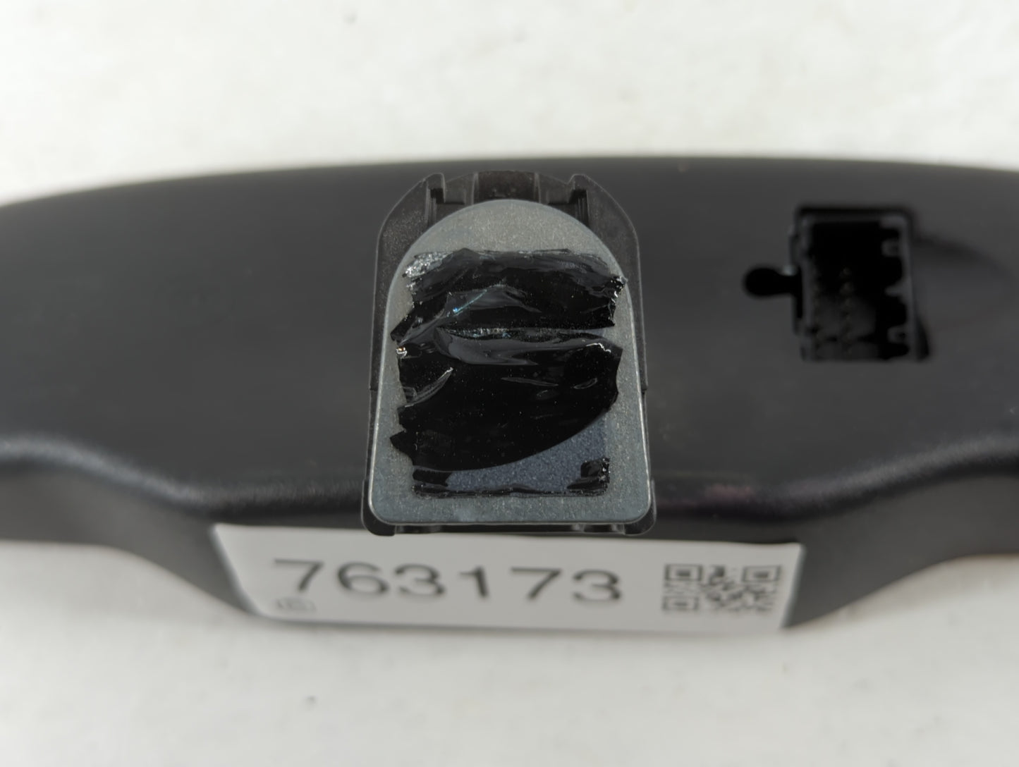 2017 Chevrolet Traverse Interior Rear View Mirror Replacement OEM P/N:23346620 Fits OEM Used Auto Parts - Oemusedautoparts1.