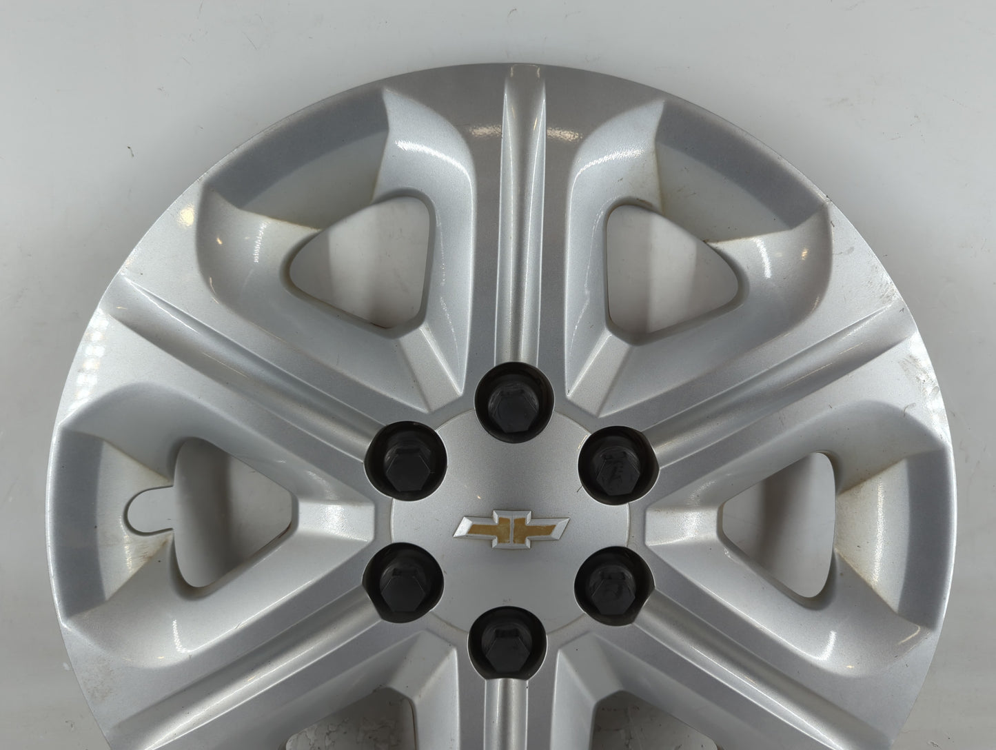 2017-2017 Chevrolet Traverse Driver Front Wheel Hub Oem - Oemusedautoparts1.com