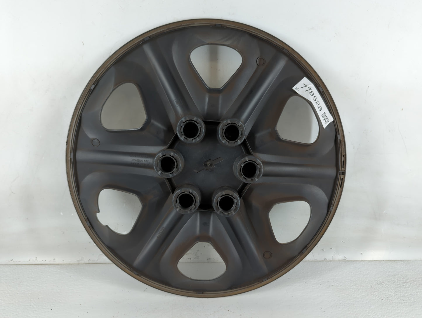 2017-2017 Chevrolet Traverse Driver Front Wheel Hub Oem - Oemusedautoparts1.com