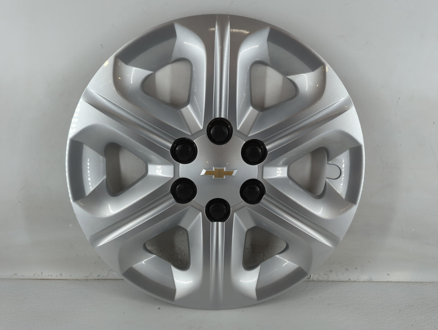 2017-2017 Chevrolet Traverse Driver Front Wheel Hub Oem - Oemusedautoparts1.com