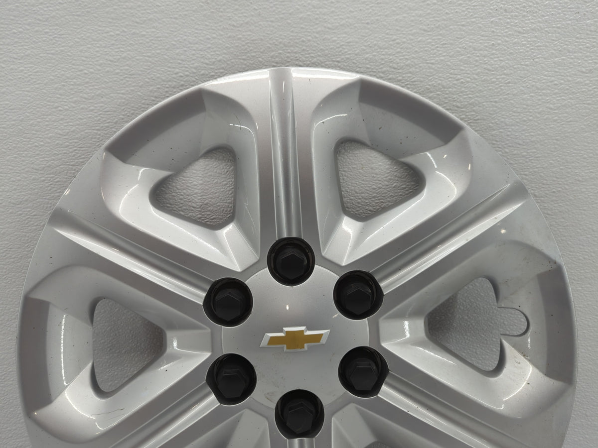 2017-2017 Chevrolet Traverse Driver Front Wheel Hub Oem 781171 - Oemusedautoparts1.com