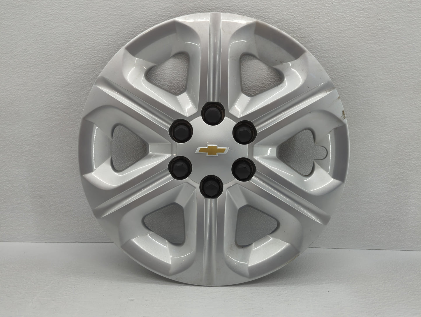 2017-2017 Chevrolet Traverse Driver Front Wheel Hub Oem - Oemusedautoparts1.com