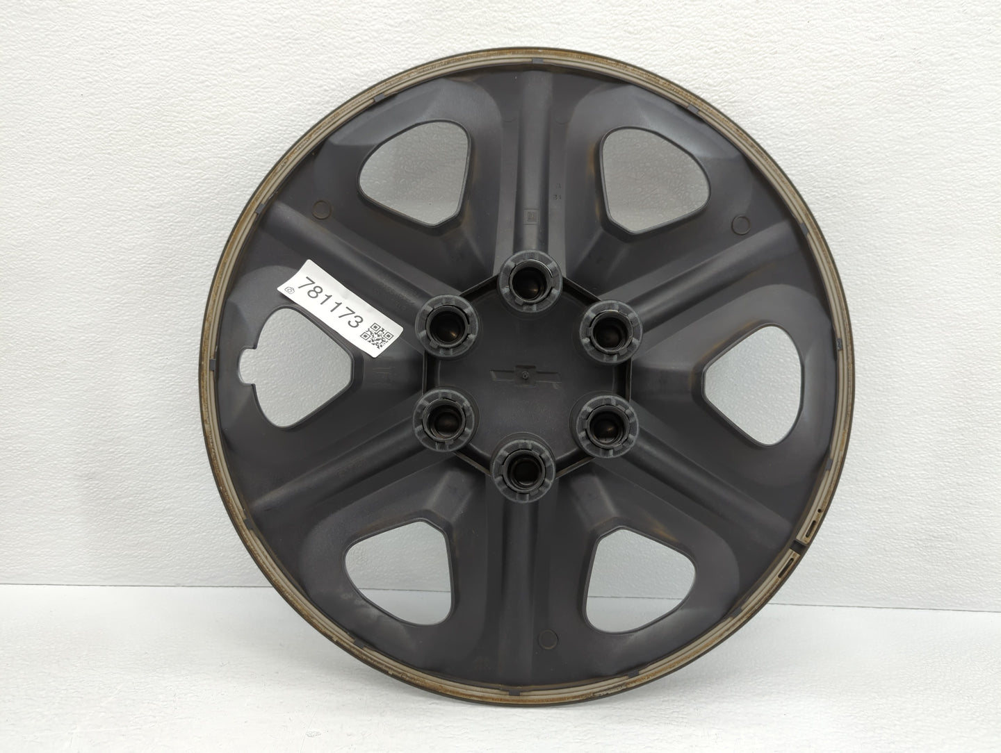 2017-2017 Chevrolet Traverse Driver Front Wheel Hub Oem - Oemusedautoparts1.com
