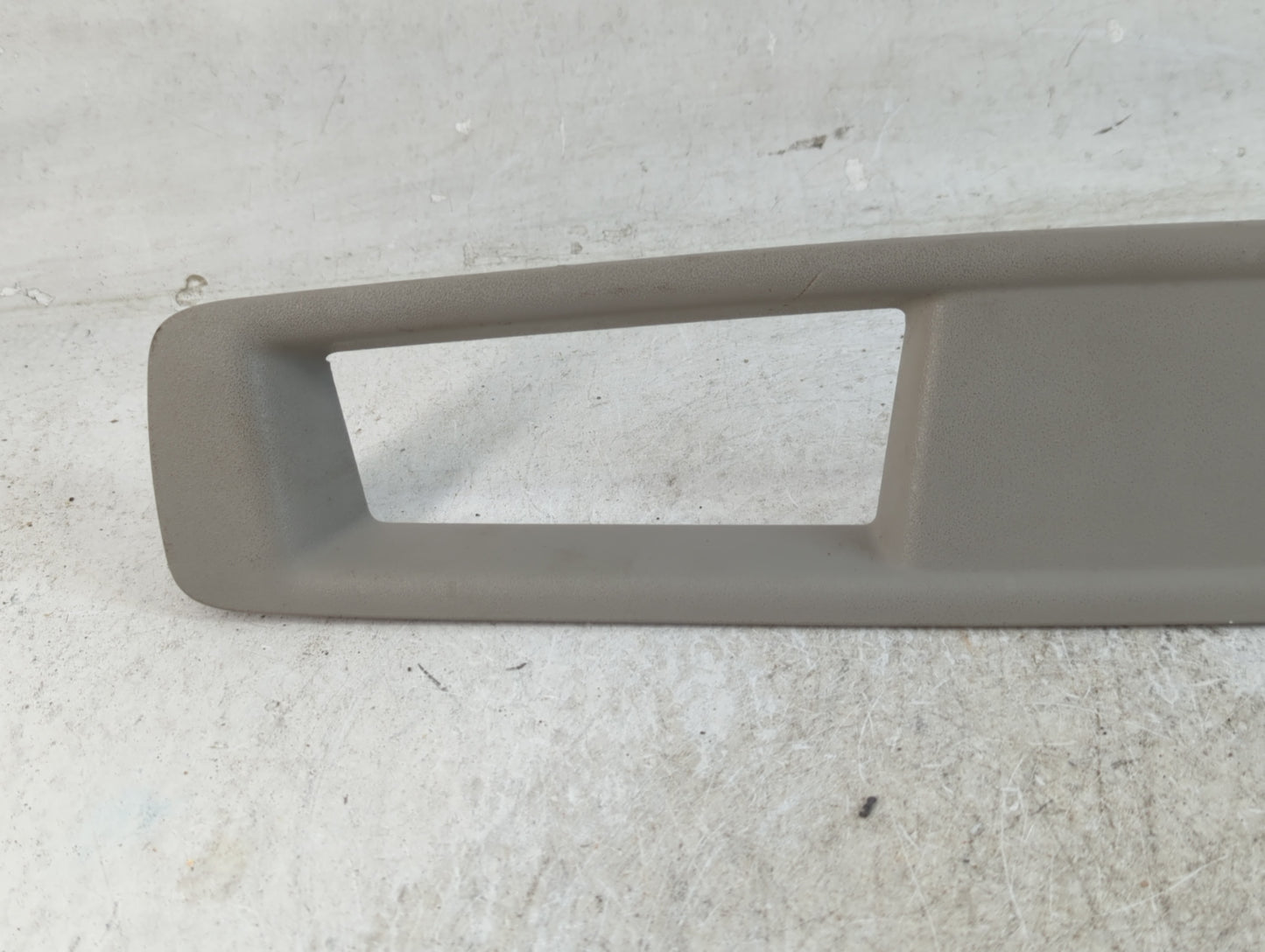2017 Chevrolet Traverse Passenger Right Rear Power Window Switch - Oemusedautoparts1.com