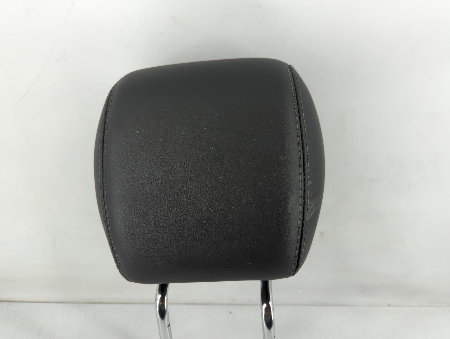 2017 Chevrolet Traverse Headrest Head Rest Front Driver Passenger Seat Fits OEM Used Auto Parts - Oemusedautoparts1.com