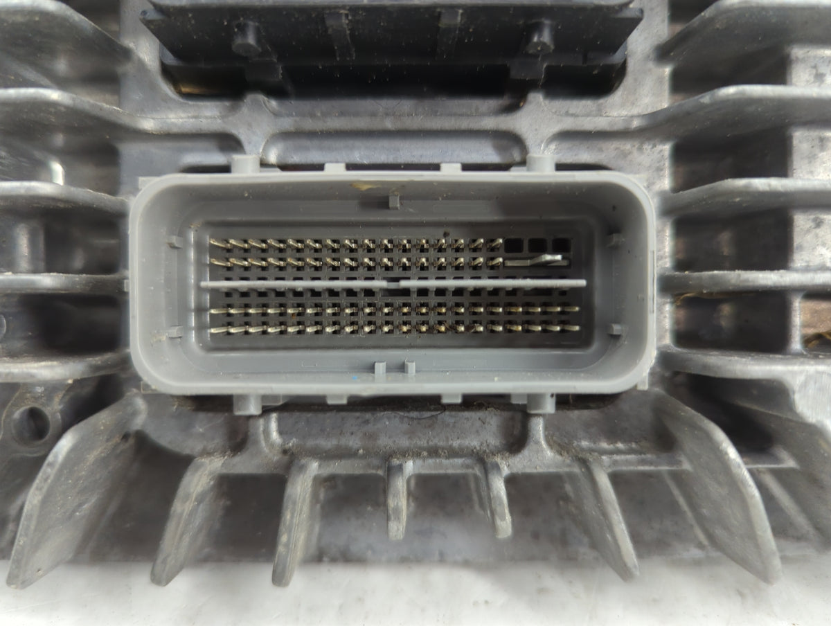 2017 Chevrolet Traverse PCM Engine Control Computer ECU ECM PCU OEM P/N:12670801 12667002 Fits 2018 2019 2020 OEM Used Auto 