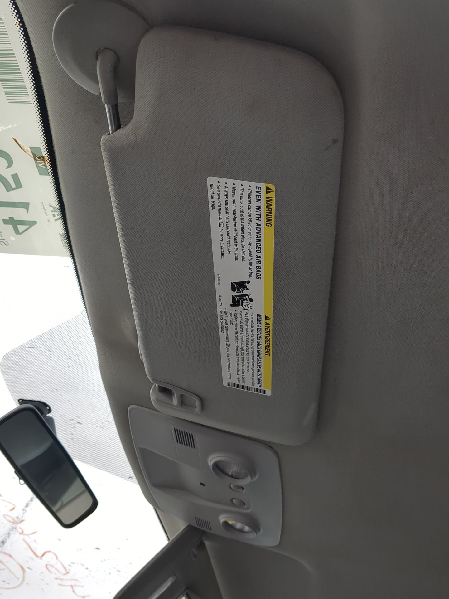 2017 Chevrolet Traverse Sun Visor Shade Replacement Driver Left Mirror Fits OEM Used Auto Parts - Oemusedautoparts1.com