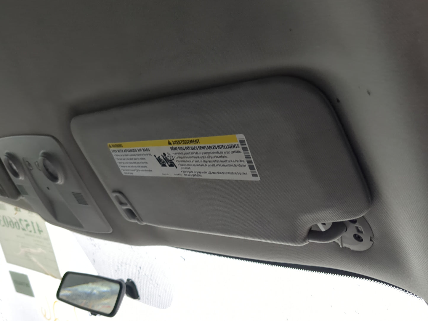 2017 Chevrolet Traverse Sun Visor Shade Replacement Passenger Right Mirror Fits OEM Used Auto Parts - Oemusedautoparts1.com