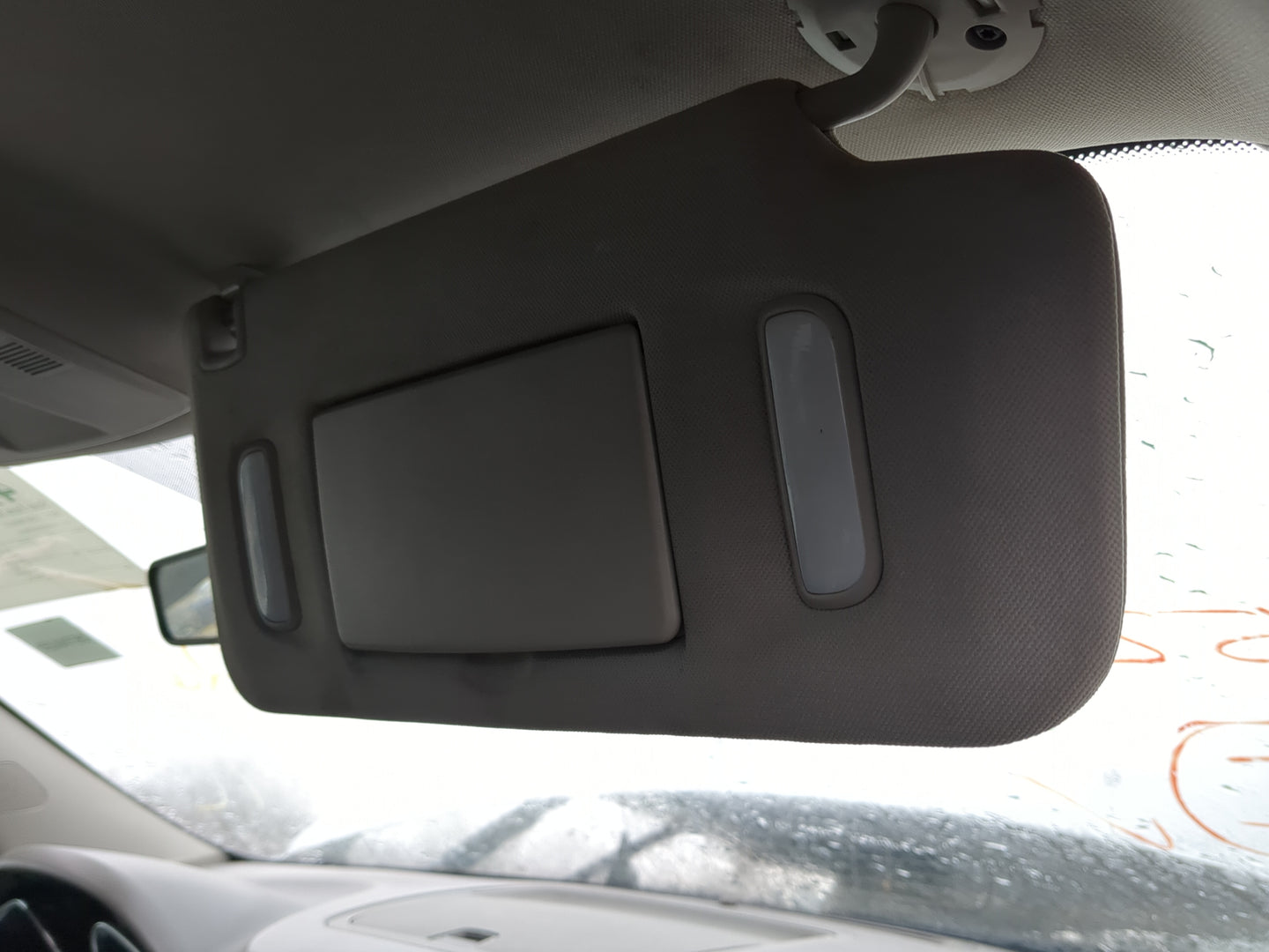 2017 Chevrolet Traverse Sun Visor Shade Replacement Passenger Right Mirror Fits OEM Used Auto Parts - Oemusedautoparts1.com