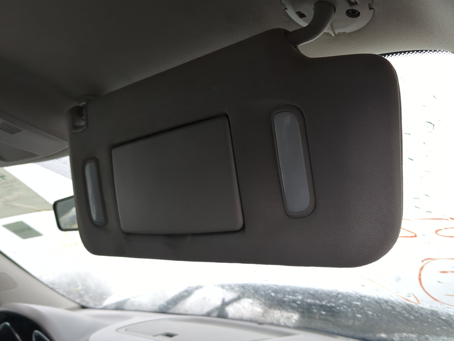 2017 Chevrolet Traverse Sun Visor Shade Replacement Passenger Right Mirror Fits OEM Used Auto Parts - Oemusedautoparts1.com