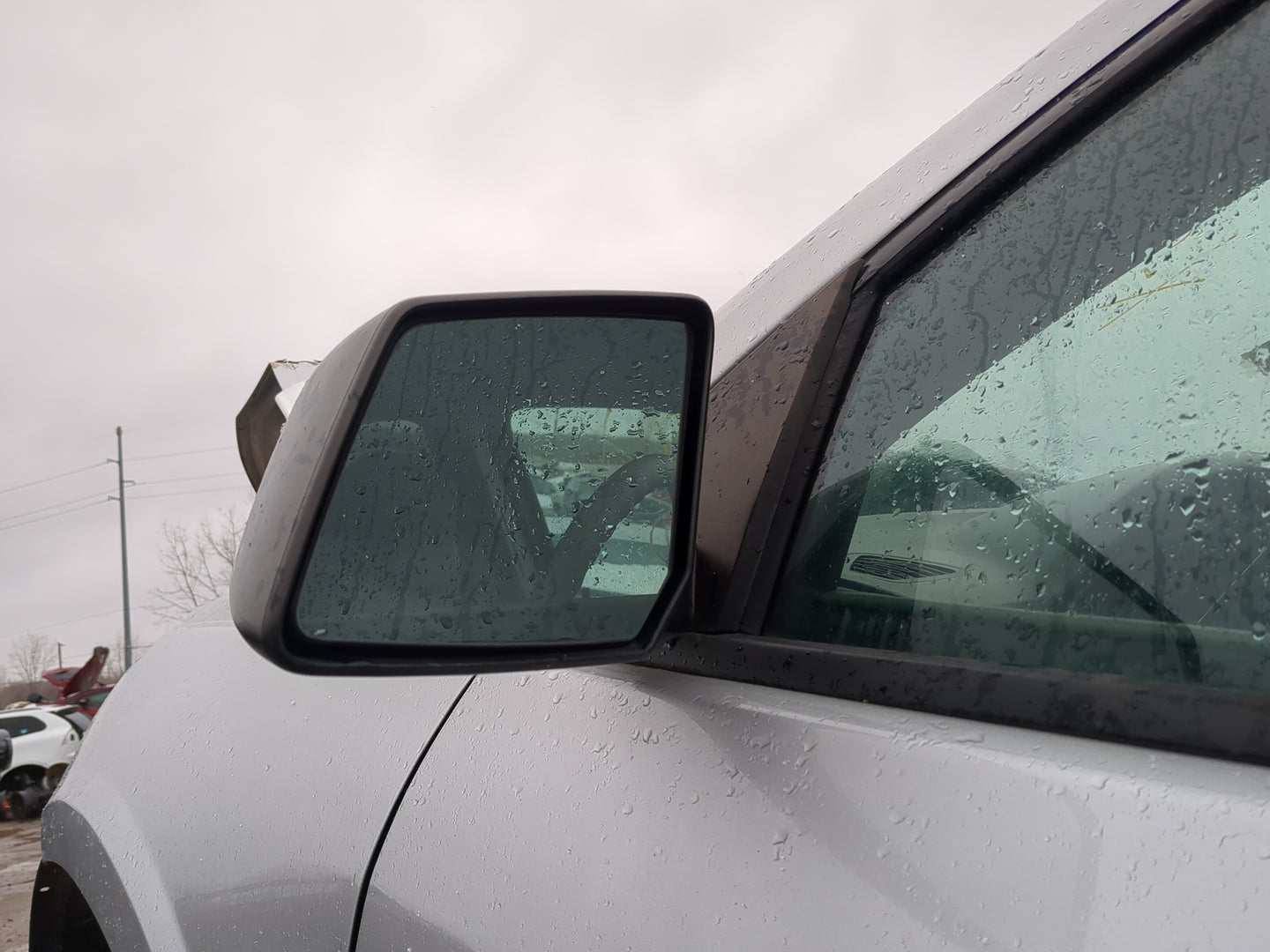 2015-2017 Chevrolet Traverse Driver Side View Mirror - Left Door Mirror OEM Used - Oemusedautoparts1.com