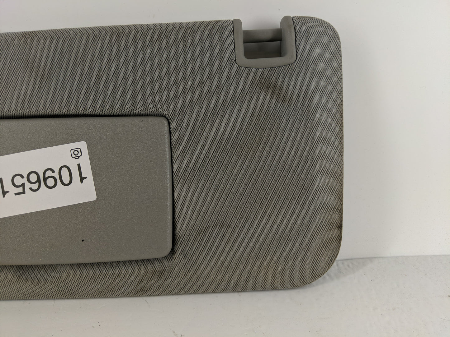 2017-2021 Chevrolet Trax Sun Visor Shade Replacement Driver Left Mirror Fits Fits 2017 2018 2019 2020 2021 OEM Used Auto Par
