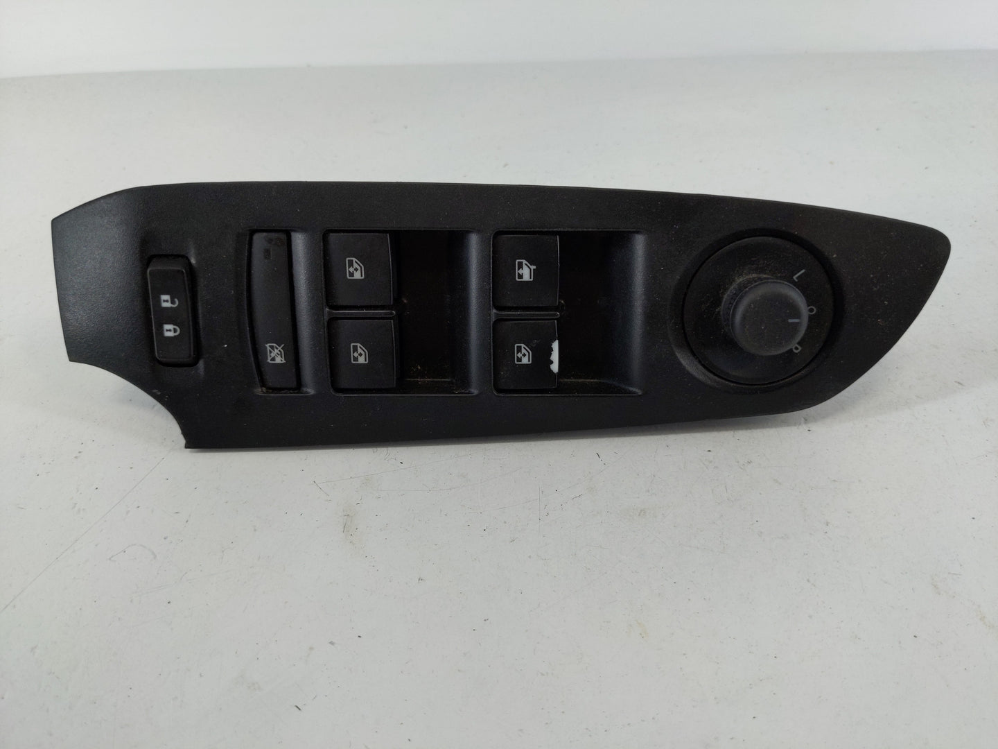 2017-2021 Chevrolet Trax Master Power Window Switch Replacement Driver Side Left P/N:42406141 Fits Fits 2017 2018 2019 2020 