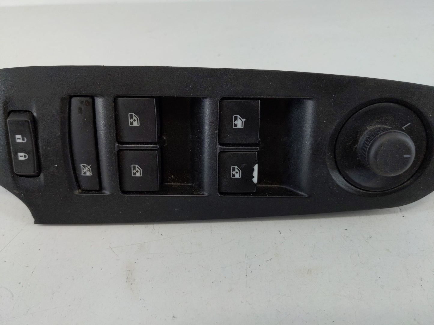 2017-2021 Chevrolet Trax Master Power Window Switch Replacement Driver Side Left P/N:42406141 Fits Fits 2017 2018 2019 2020 