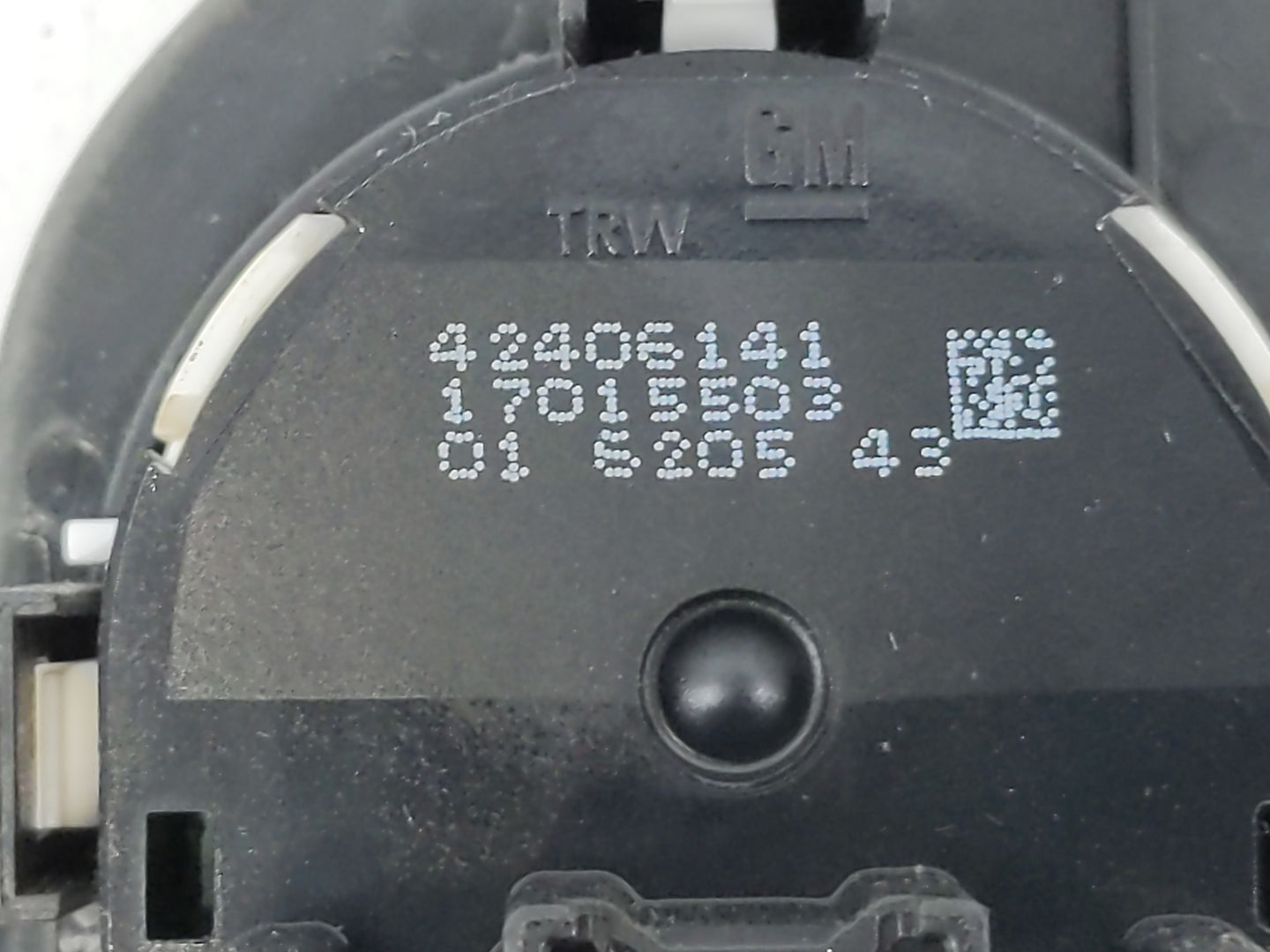 2017-2021 Chevrolet Trax Master Power Window Switch Replacement Driver Side Left P/N:42406141 Fits Fits 2017 2018 2019 2020 