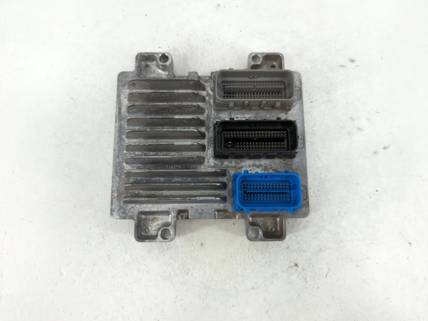 2017 Chevrolet Trax PCM Engine Control Computer ECU ECM PCU OEM P/N:12679097 Fits OEM Used Auto Parts - Oemusedautoparts1.co