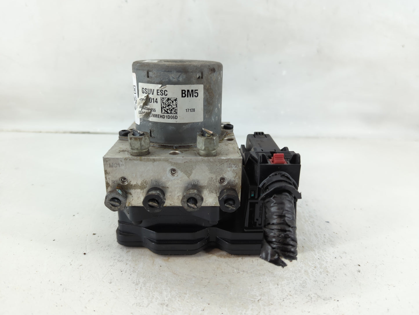 2017-2021 Chevrolet Trax ABS Pump Control Module Replacement P/N:42643519 Fits Fits 2017 2018 2019 2020 2021 OEM Used Auto P