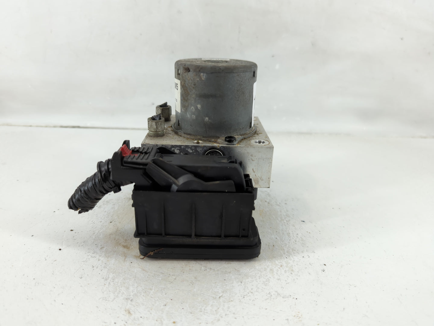 2017-2021 Chevrolet Trax ABS Pump Control Module Replacement P/N:42643519 Fits Fits 2017 2018 2019 2020 2021 OEM Used Auto P