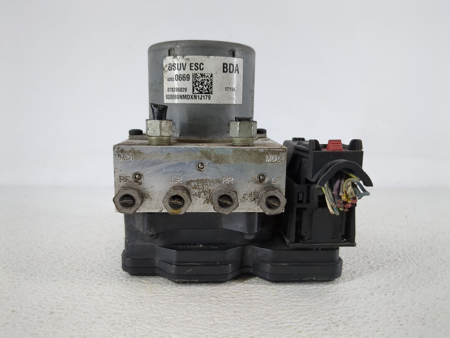 2017-2021 Chevrolet Trax ABS Pump Control Module Replacement P/N:42520669 Fits Fits 2017 2018 2019 2020 2021 OEM Used Auto P